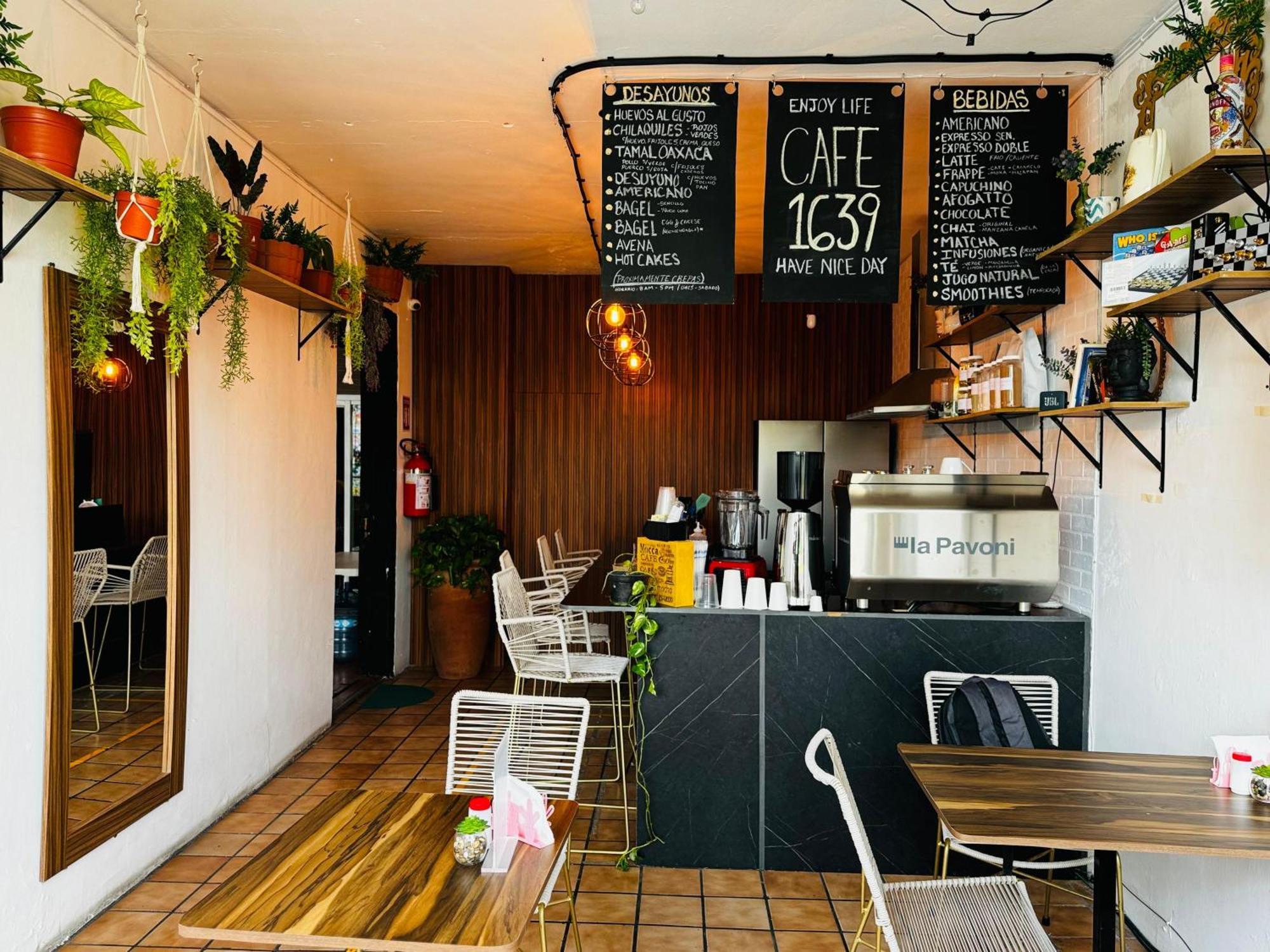 Leveli Coliving Hostel Guadalajara Exterior photo